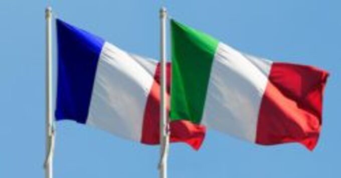 drapeau-francais-et-italien-250x131.jpg